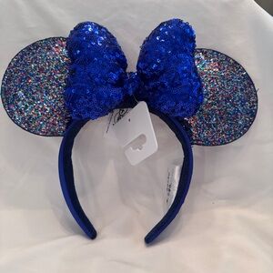 NWT Disney Blue Sequin Mickey/Minnie Ears Headband with Colorful Glitter 2020